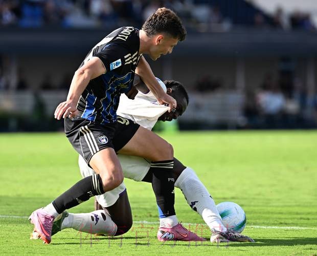 米兰平佛罗伦萨不败纪录延续，争冠形势愈发微妙！