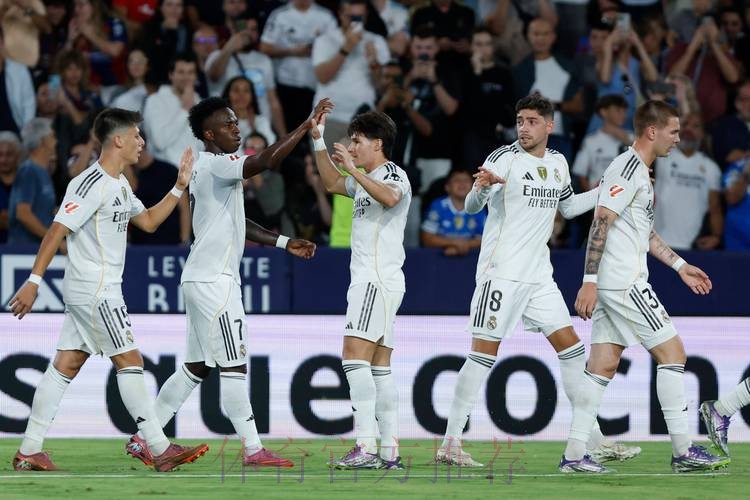 2021/22西甲:皇马一骑绝尘 本泽霸王龙无人能敌 2021/22西甲:皇马一骑绝尘 本泽霸王龙无人能敌